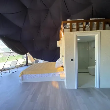 Bed and Breakfast Therapy Igloo *