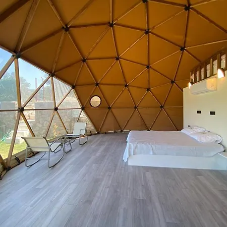 Bed and Breakfast Therapy Igloo *